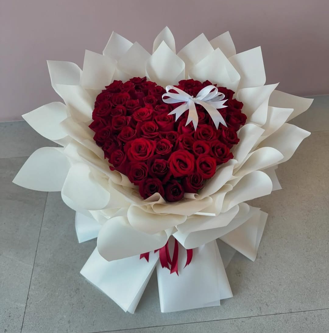 Classic Heart Rose Bouquet