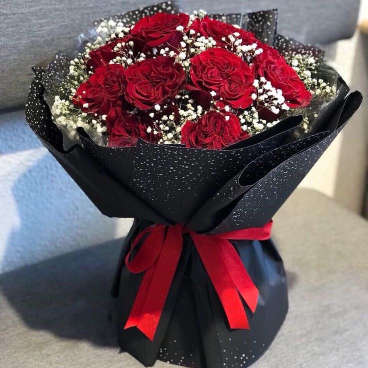 Valentine's Day special offer flower bouquet