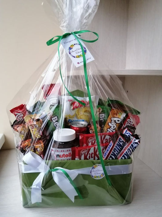 Valentine Gift Hamper with Chocolates and Snacks